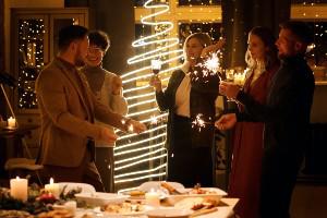 Home for the Holidays? The Impact of US Holidays on Social Behaviors and Preventative Measures